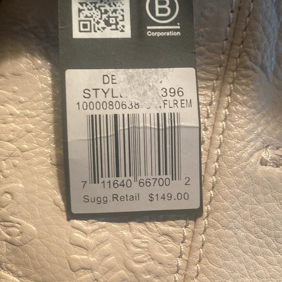 NWT the Sak De Young Hobo embossed. Model:108396. Retail $149.00 - Picture 5 of 9